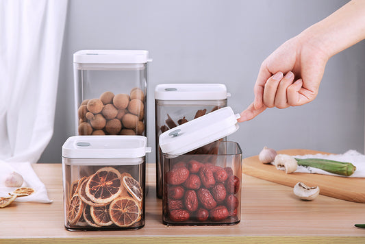 Multi-specification transparent storage tank