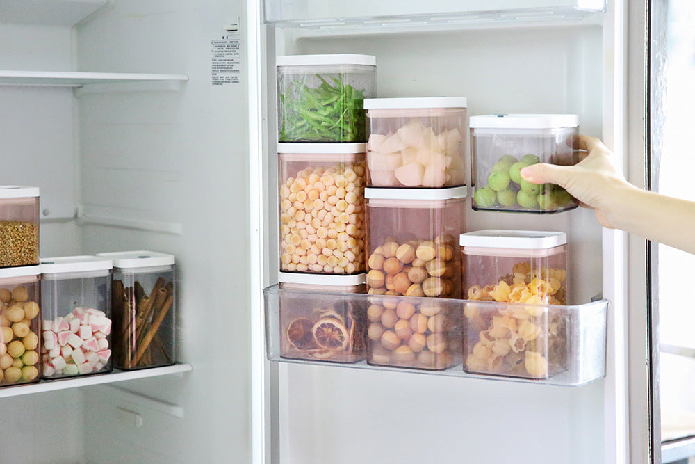 Multi-specification transparent storage tank